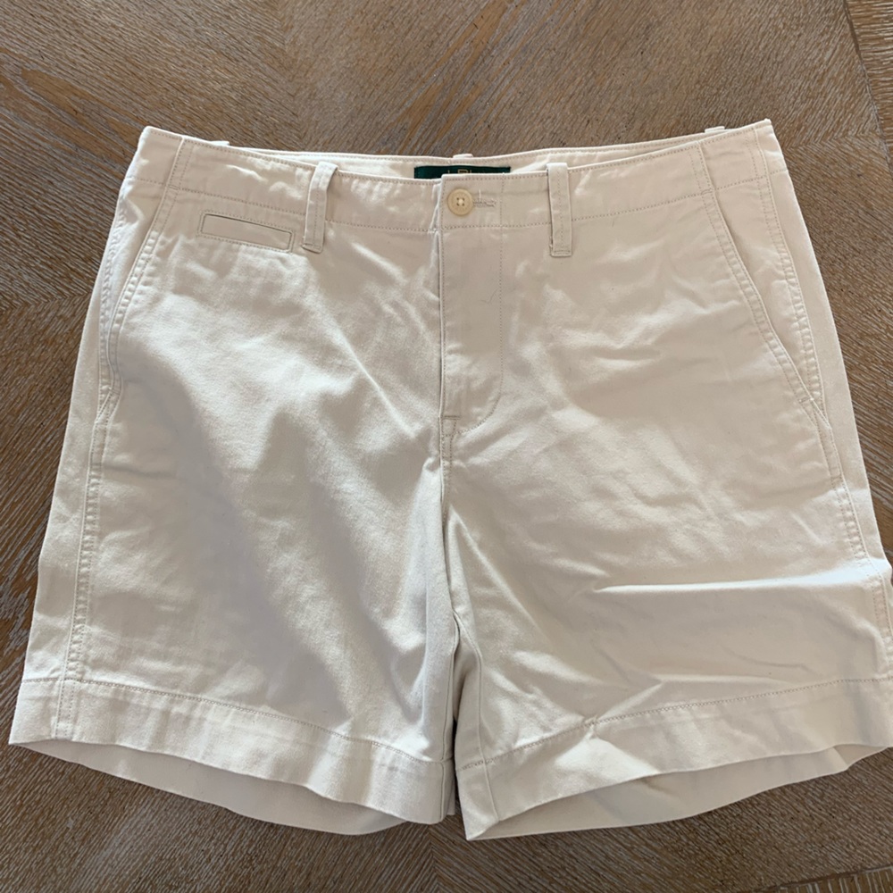 RALPH LAUREN WOMENS Beige SHORTS SIZE 10 Waist 34” Inseam 6.5” 100% Cotton